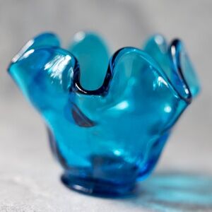 Vintage Viking Glass Handkerchief Blue Rose Bowl Candle Holder Vase Bluenique 5"